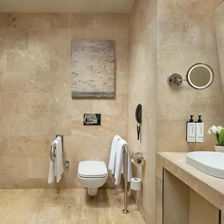Hotel Crowne Plaza Tuzla Viaport Marina By Ihg Istambul