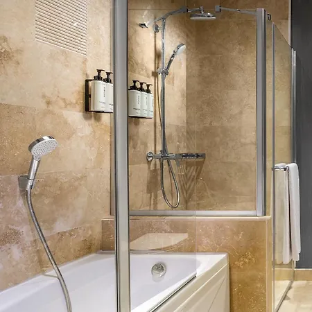 Crowne Plaza Tuzla Viaport Marina By Ihg Hotel