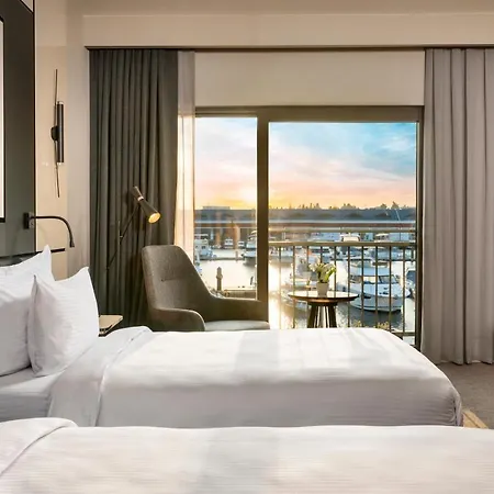 Crowne Plaza Tuzla Viaport Marina By Ihg 4*