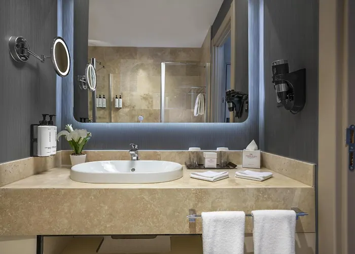 Crowne Plaza Tuzla Viaport Marina By Ihg Отель Стамбул