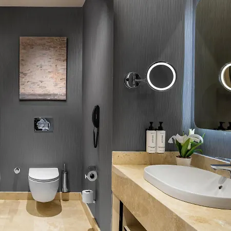 Crowne Plaza - Tuzla Viaport Marina By Ihg ホテル 4*