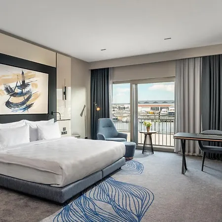 ホテル Crowne Plaza - Tuzla Viaport Marina By Ihg 4*