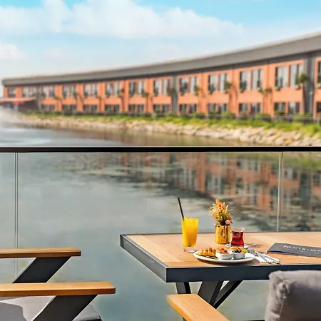 Crowne Plaza Tuzla Viaport Marina By Ihg Istambul