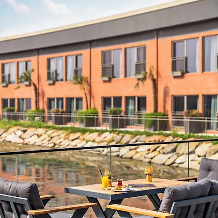 Hotel Crowne Plaza Tuzla Viaport Marina By Ihg Istambul