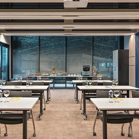 Crowne Plaza Tuzla Viaport Marina By Ihg Hotel