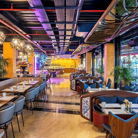 Crowne Plaza Tuzla Viaport Marina By Ihg Hotel