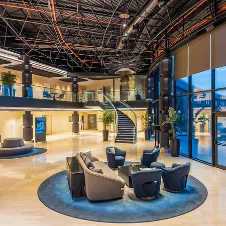 Crowne Plaza Tuzla Viaport Marina By Ihg Hotel