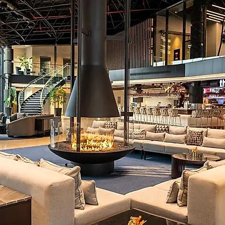 Crowne Plaza Tuzla Viaport Marina By Ihg מלון 4*
