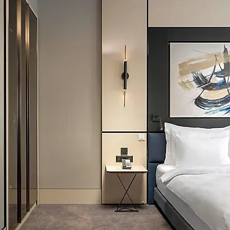 מלון Crowne Plaza Tuzla Viaport Marina By Ihg איסטמבול