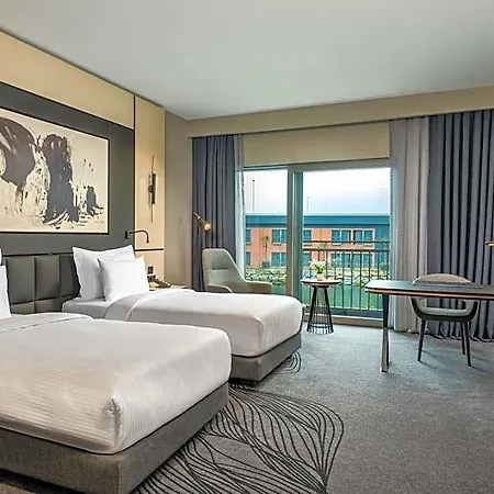 Crowne Plaza Tuzla Viaport Marina By Ihg מלון איסטמבול