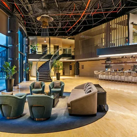 Hotel Crowne Plaza Tuzla Viaport Marina By Ihg