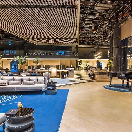 Crowne Plaza Tuzla Viaport Marina By Ihg Hotel 4*