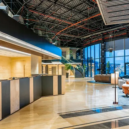 Crowne Plaza Tuzla Viaport Marina By Ihg Hotel 4*