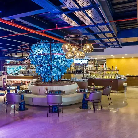 Crowne Plaza Tuzla Viaport Marina By Ihg 5* Stambuł