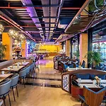 Crowne Plaza Tuzla Viaport Marina By Ihg 호텔